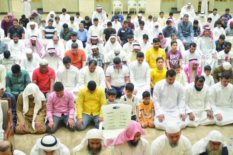 
الكبار والصغار في رحاب الله
