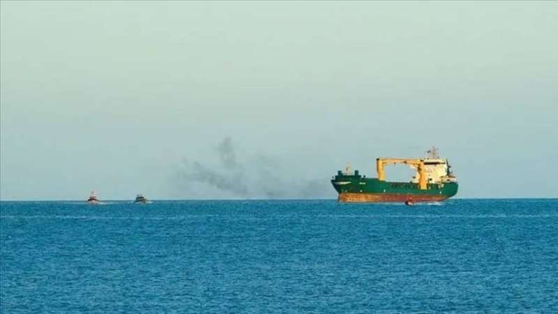 إطلاق نار على سفينة قبالة اليمن 