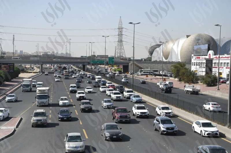 شوارع الكويت «سالكة».. وازدحام يقتصر على بعض الطرق الرئيسية 
 