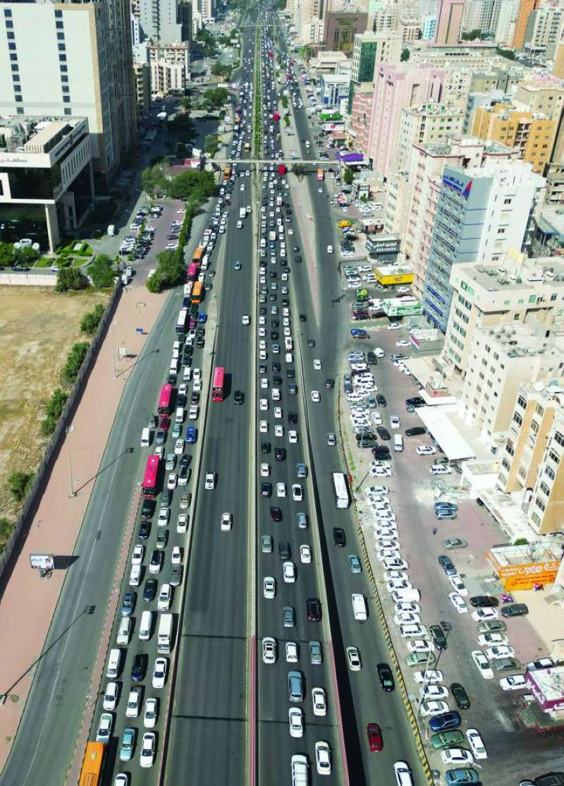 كثافة مرورية لم تتسبب بزحام أو اختناقات (تصوير أسعد عبدالله)