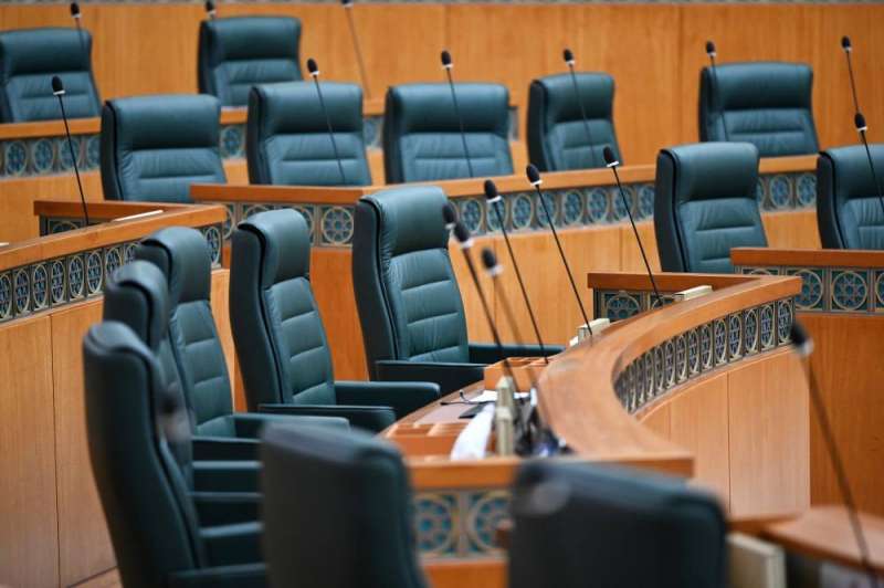 عدد من الملفات والقضايا تشهدها غداً قاعة عبدالله السالم 