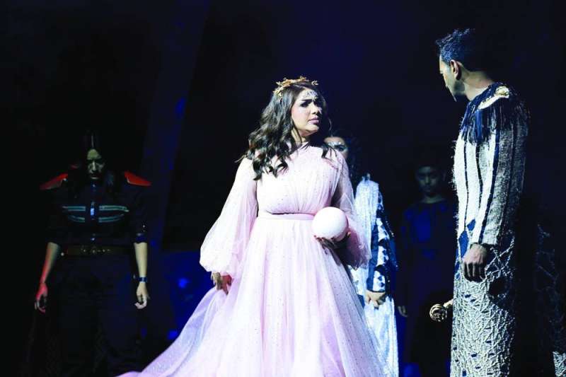 هنادي الكندري ومحمد الحداد 