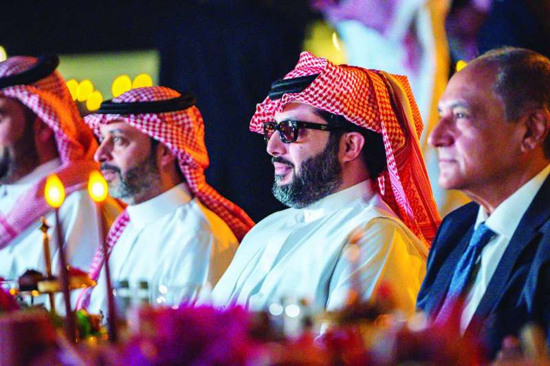 تركي آل الشيخ في مقدم الحضور