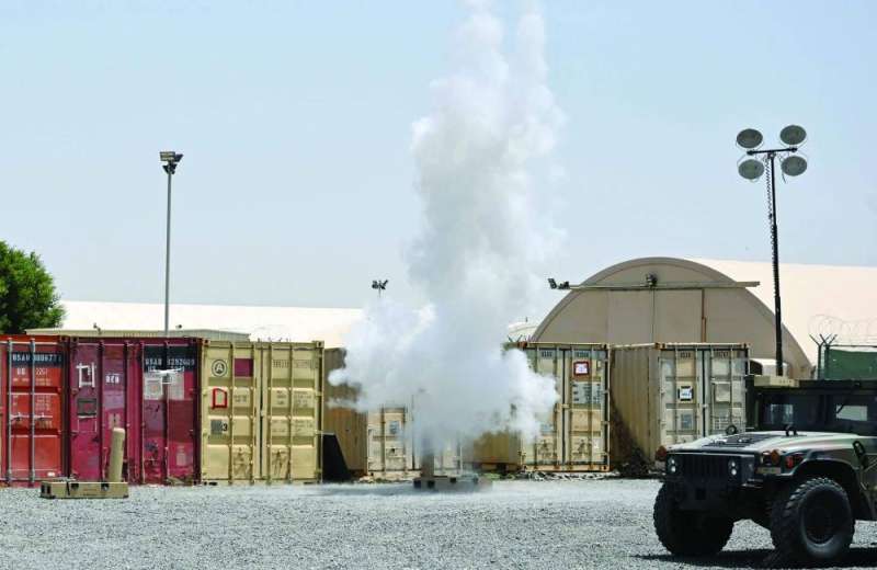 
الدخان يتصاعد إثر الهجوم الإرهابي