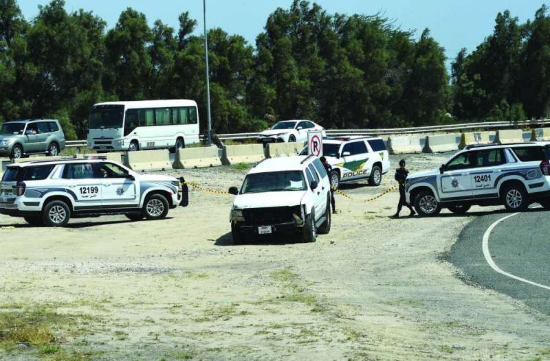 
التعامل مع السيارة المفخخة		 (تصوير أسعد عبدالله)
