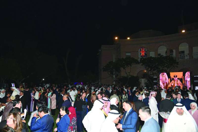  حشد من الحضور