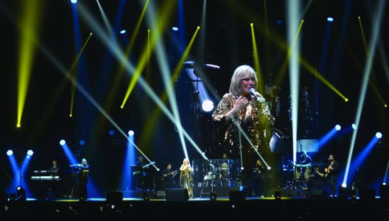 غوغوش أبدعت في الغناء	(تصوير سعود سالم)