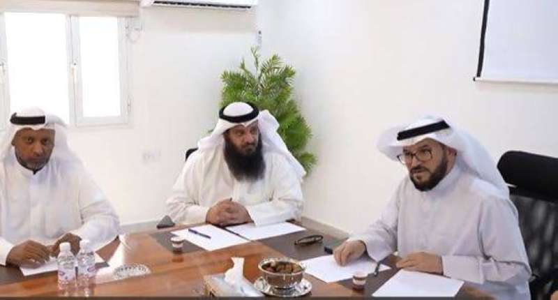 مدير عام «السكنية» بالتكليف خلال زيارة تفقدية لعدد من المباني العامة في مدينة المطلاع 