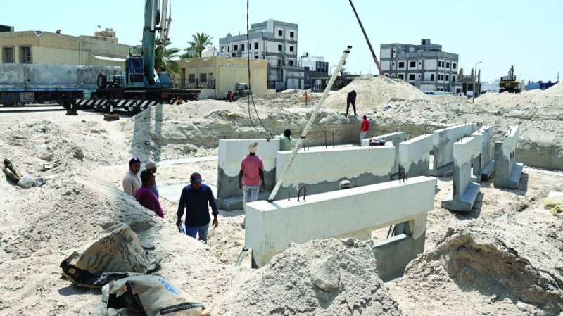 
جانب من أعمال إنشاء المحطات