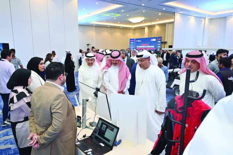 
جولة على المشاريع المشاركة في المعرض
