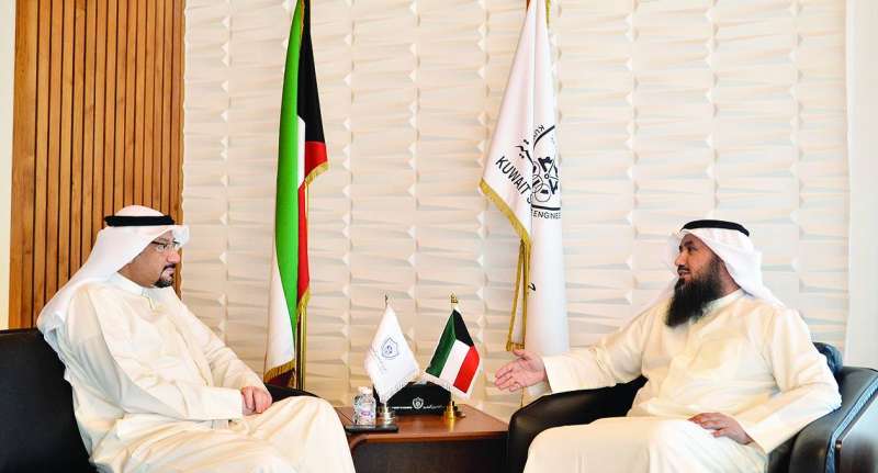 
العتل متحدثاً للزميل ناصر الفرحان
