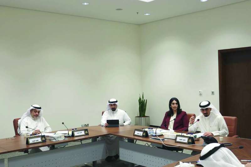 من اجتماع لجنة محافظة حولي 