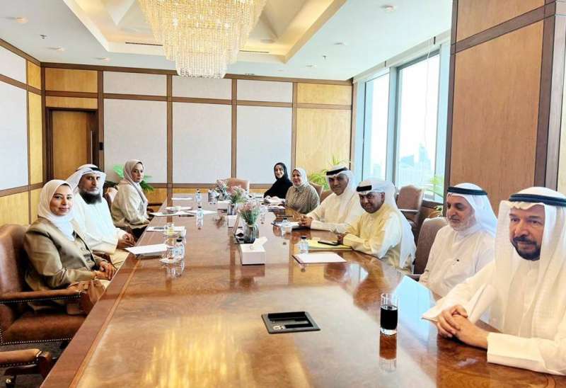 «شؤون القصر» و«العدل» تبحثان افتتاح مكتب للتسجيل العقاري في الهيئة

