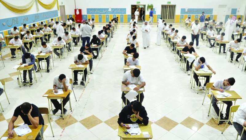 طلبة حصلوا على الدرجات الكاملة في اختبارات صفوف النقل 