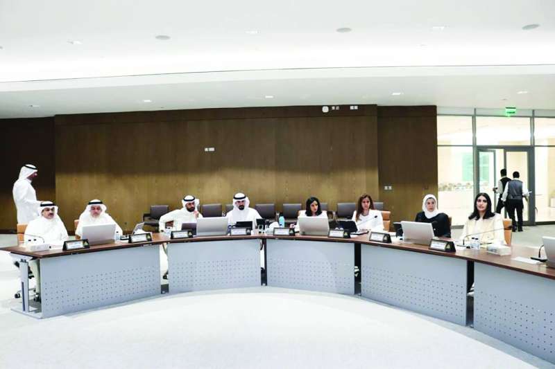 
أعضاء اللجنة خلال مشاركتهم في ورشة العمل