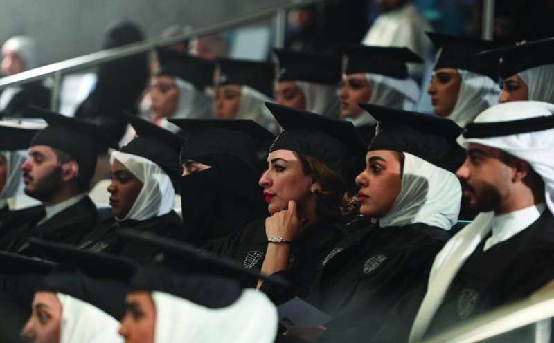 ...وجانب آخر من الخريجين