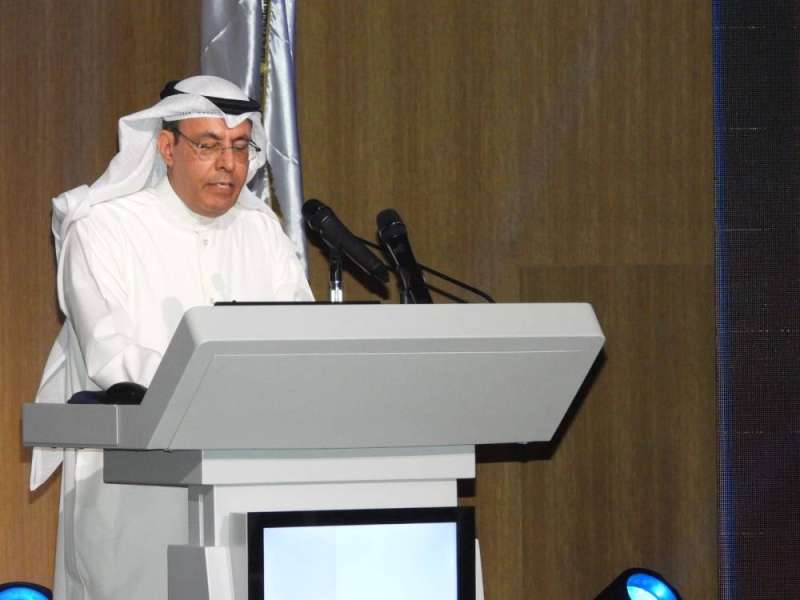 الوزير حمد العدواني خلال تخريج طلبة «معهد الفنون المسرحية»