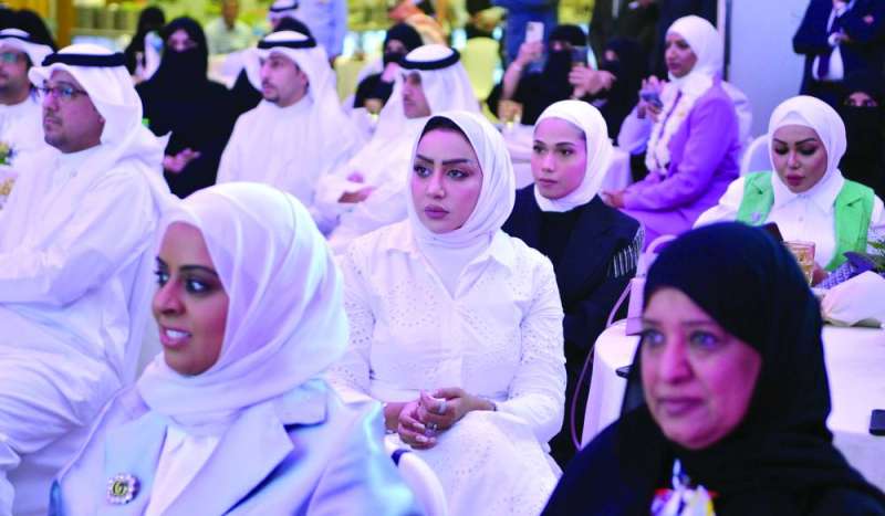 
جانب من الحضور في حفل تكريم الخريجين
