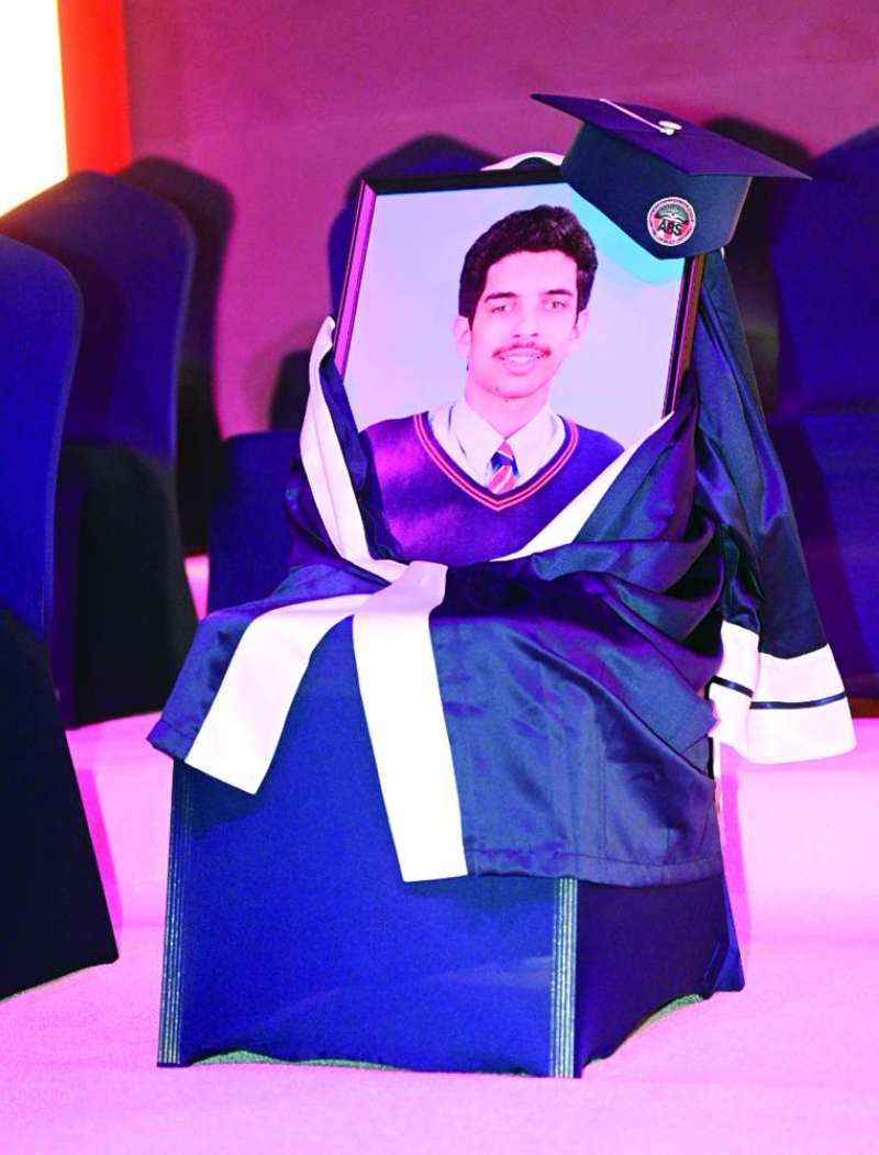 
صورة الراحل عبدالرزاق الدويسان... أبكت الحضور
