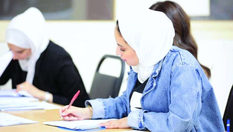 
جانب من أعمال التصحيح
