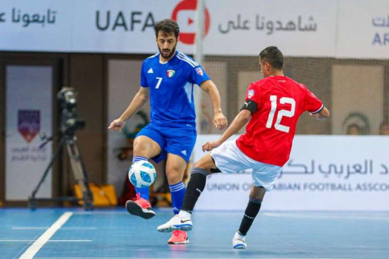 «أزرق الصالات» يتأهل إلى نصف نهائي كأس العرب 