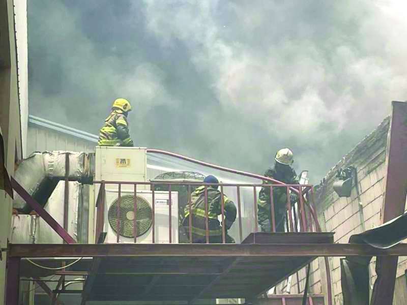 مكافحة في عز الحر