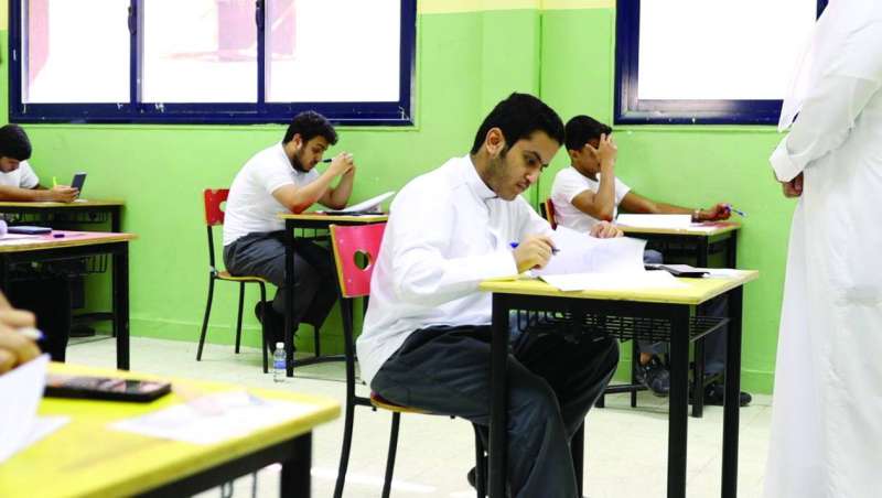 
طلاب الأدبي... ختامها مسك في الاحصاء