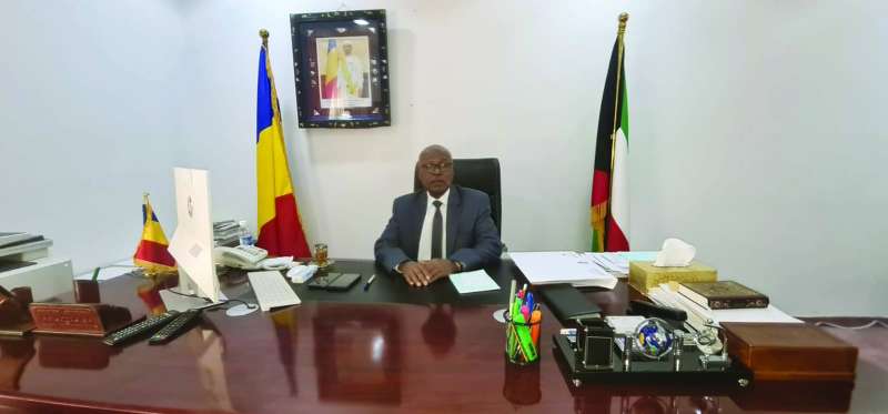 
السفير طاهر خاطر