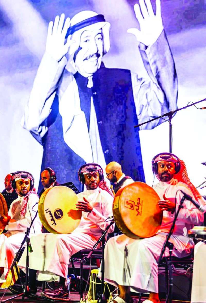 
صورة «بوخالد» تزيّن «مسرح الدانة»
