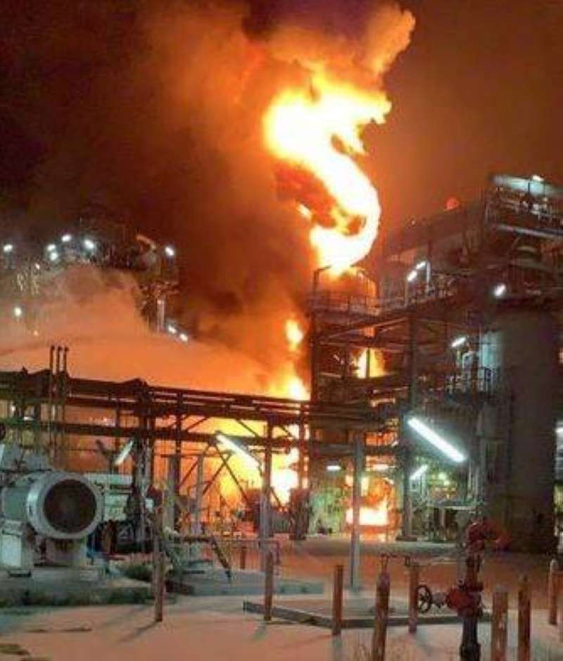 إخماد حريق بإحدى وحدات مصفاة الزور 