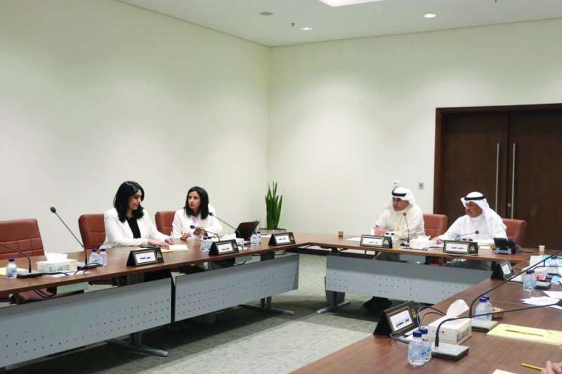 من اجتماع لجنة محافظة الأحمدي