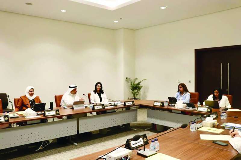 
جانب من اجتماع لجنة المُخطّط الهيكلي في المجلس البلدي