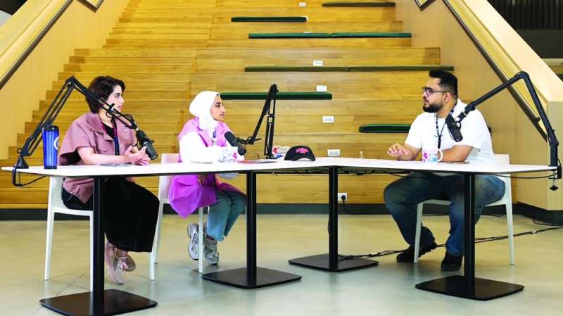 
جانب من اللقاء
