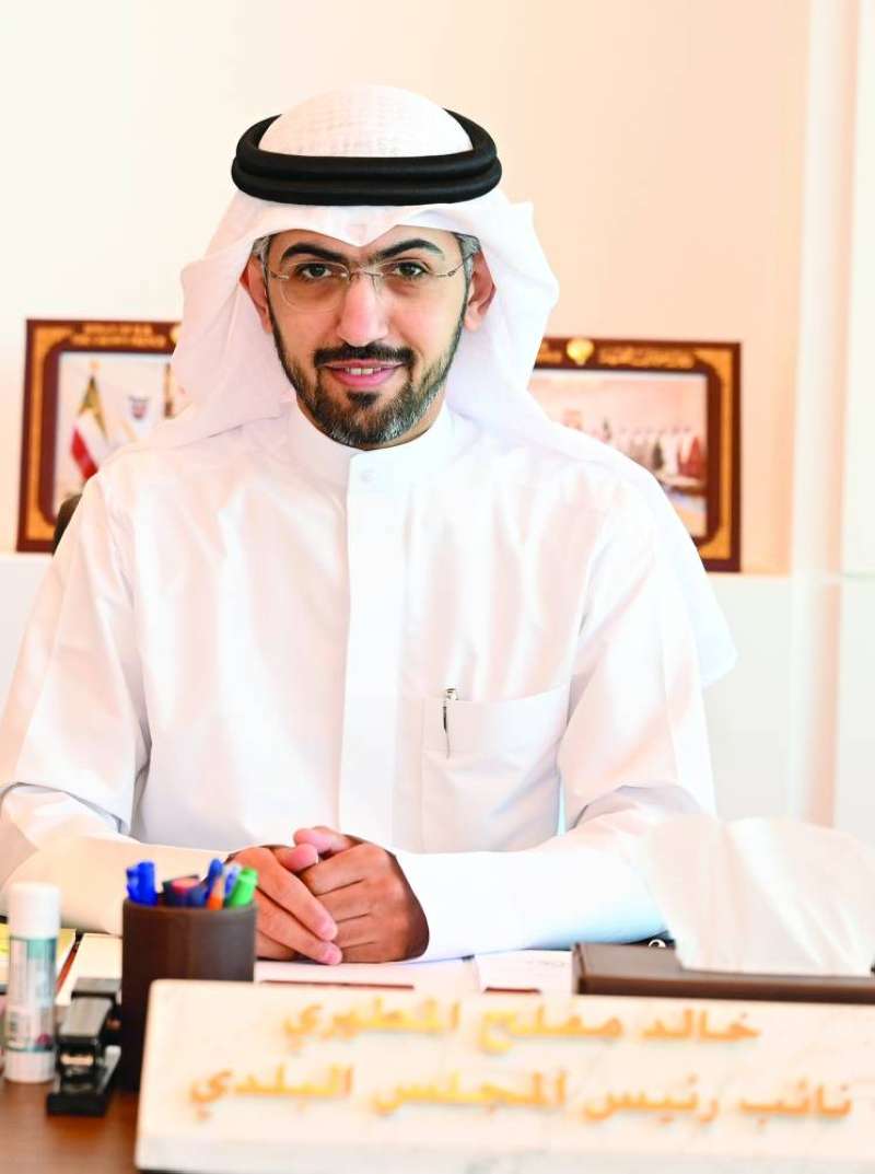 خالد المطيري	(تصوير سعود سالم)