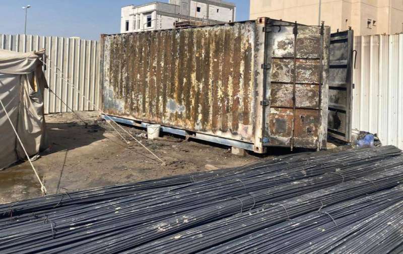 الحاوية بعد إخماد الحريق