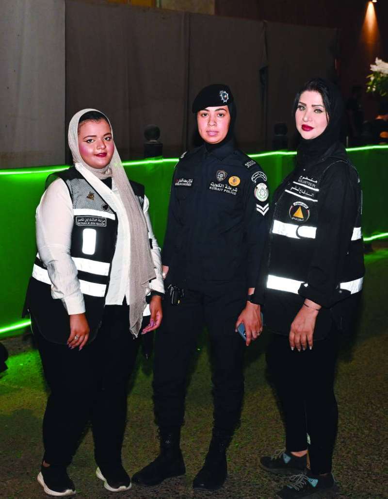 عناصر نسائية في «الداخلية» من الشرطة والدفاع المدني 