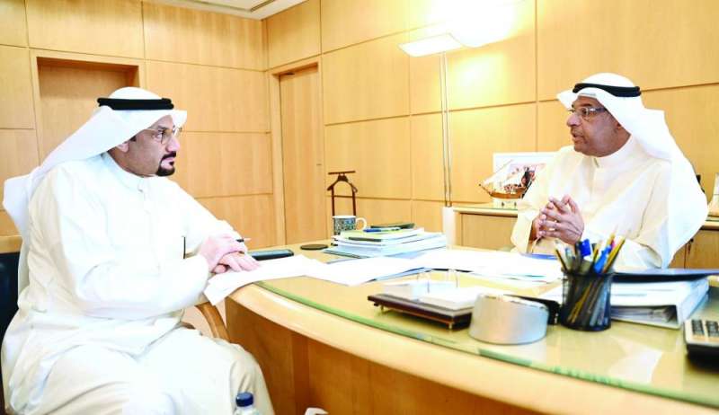 
مطلق الزايد متحدثاً للزميل ناصر الفرحان