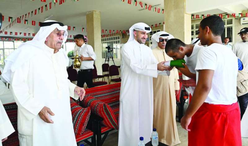 
مراسم تسليم العلم بحضور بشار عبدالله