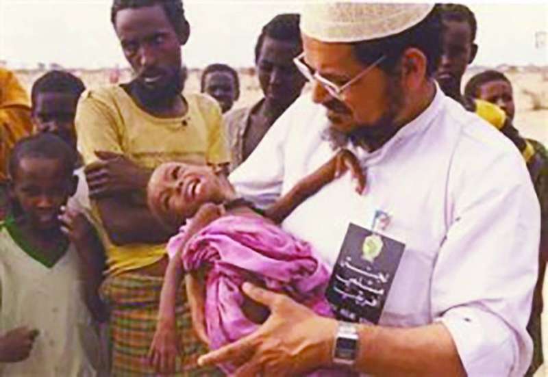 الراحل نذر حياته للعمل الخيري في القارة السمراء