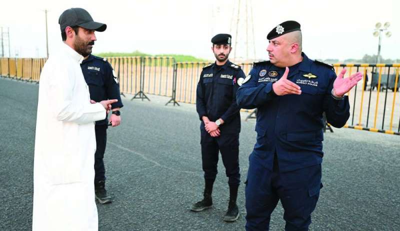 العميد الإبراهيم متحدثاً للزميل نايف كريم