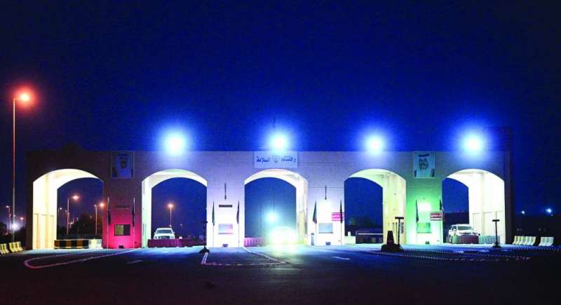 منفذ العبدلي... ليلاً 