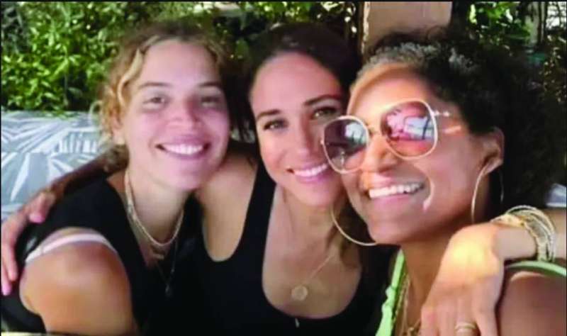 
الصورة التي انتشرت لميغان بلا خاتم الخطوبة
