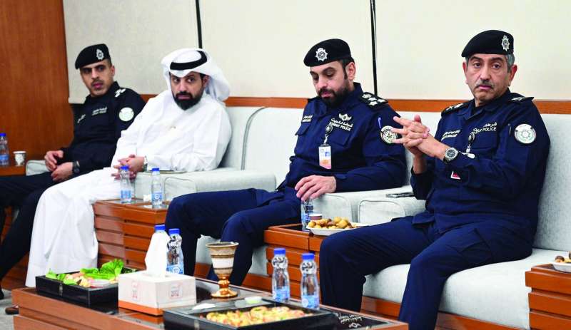 
اللواء الرجيب متحدثاً للقيادات الأمنية في المحافظة
