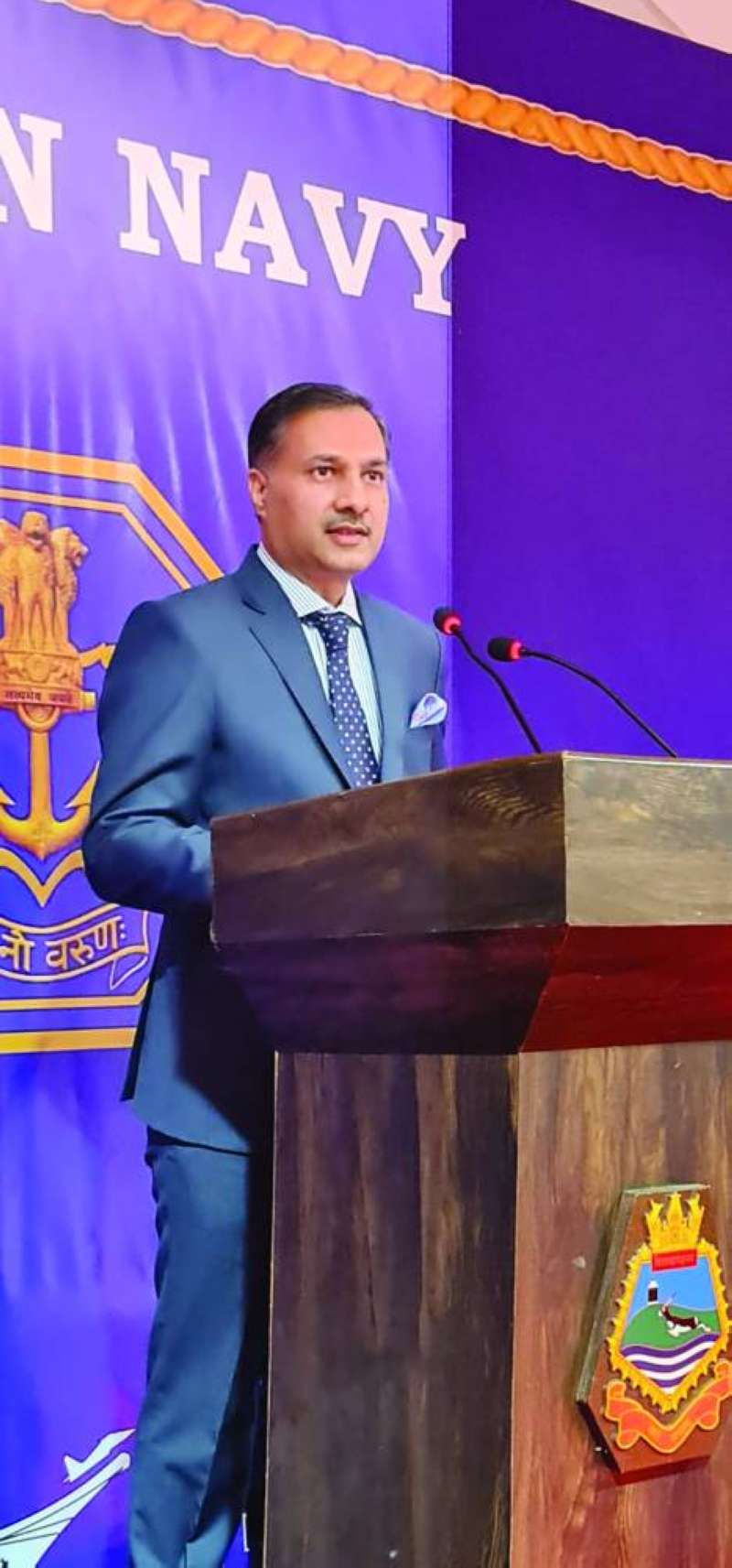 
السفير الهندي ملقياً كلمة في حفل الاستقبال
