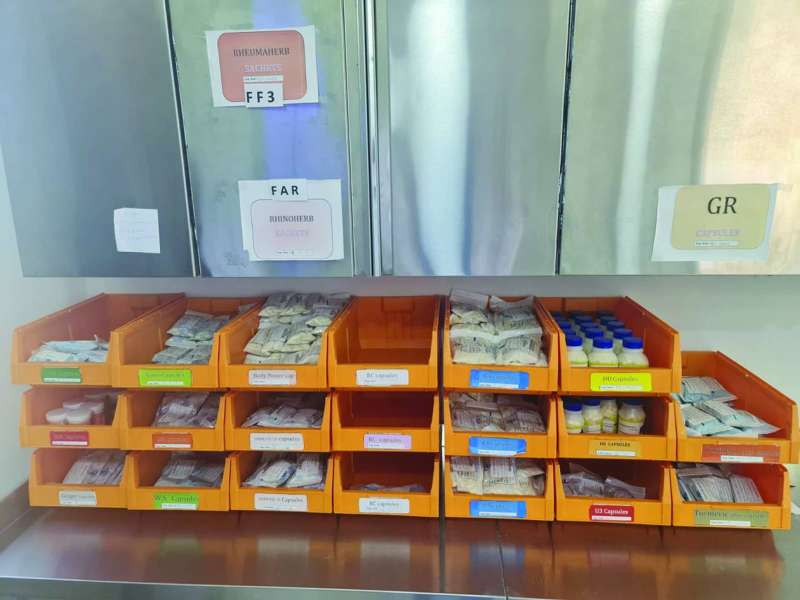 
أدوية ومستحضرات علاجية