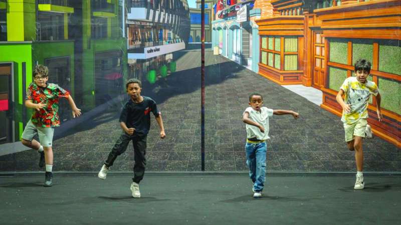 مشاركة الأطفال في المسرحية 