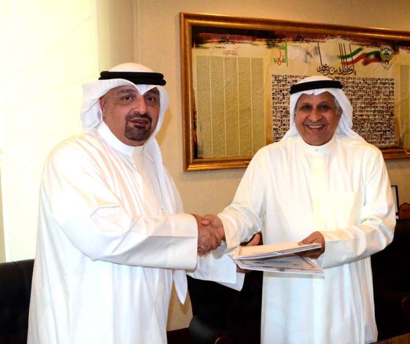 بروتوكول تعاون بين مكتب الشهيد وجمعية العلاقات العامة 
 