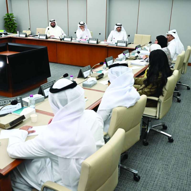 جانب من اجتماع اللجنة 