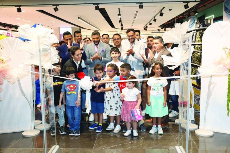 
جانب من افتتاح الفرع الجديد