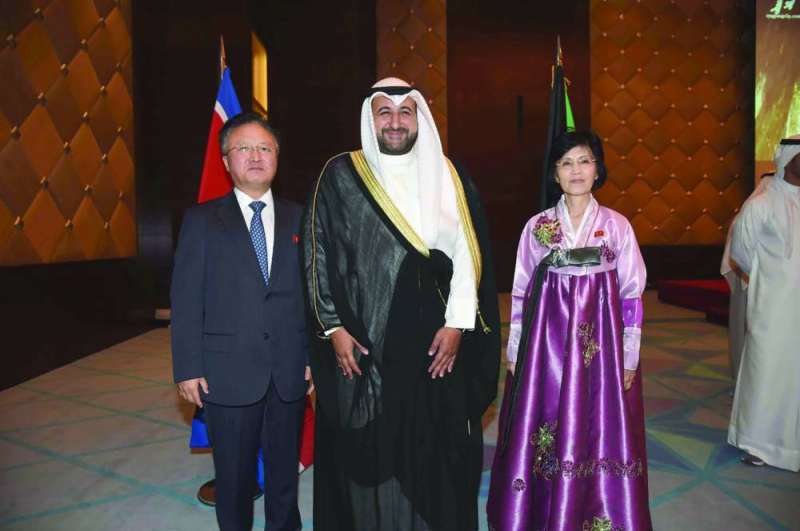 
وكيل وزارة الدفاع مهنئاً
